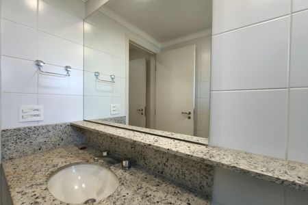 Apartamento para alugar com 133m², 3 quartos e 3 vagas Apartamento para alugar com 133m², 3 quartos e 3 vagasBanheiro Suíte 2