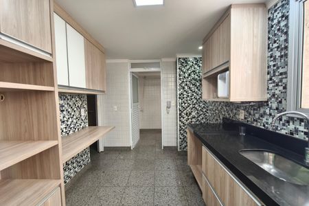 Apartamento para alugar com 133m², 3 quartos e 3 vagas Apartamento para alugar com 133m², 3 quartos e 3 vagasCozinha