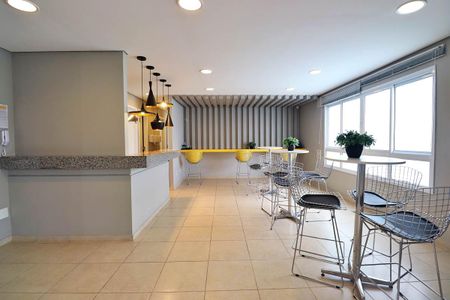 Apartamento à venda com 48m², 1 quarto e 1 vaga Apartamento à venda com 48m², 1 quarto e 1 vagaÁrea comum - Salão de festas