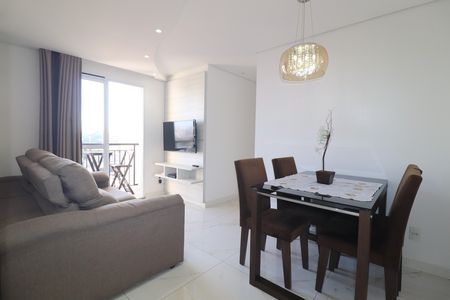 Sala de apartamento à venda com 1 quarto, 48m² em Parque Jaçatuba, Santo André
