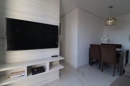 Sala de apartamento à venda com 1 quarto, 48m² em Parque Jaçatuba, Santo André
