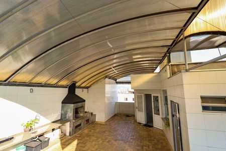 Apartamento à venda com 220m², 4 quartos e 3 vagasCobertura