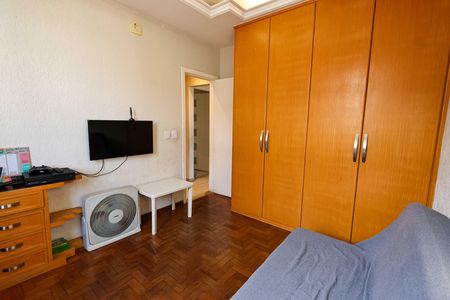 Apartamento à venda com 220m², 4 quartos e 3 vagasQuarto 1