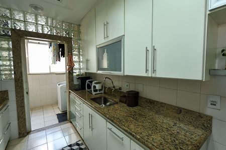 Apartamento à venda com 220m², 4 quartos e 3 vagasCozinha