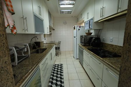 Cozinha de apartamento à venda com 4 quartos, 220m² em Padre Eustáquio, Belo Horizonte