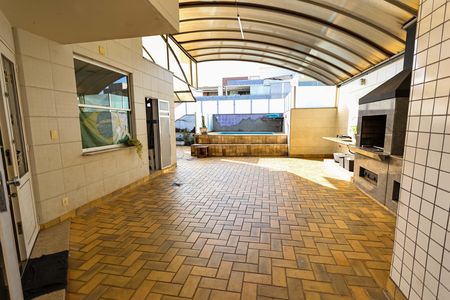 Apartamento à venda com 220m², 4 quartos e 3 vagasCobertura