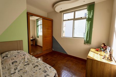 Apartamento à venda com 220m², 4 quartos e 3 vagasQuarto 3