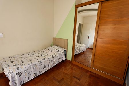Apartamento à venda com 220m², 4 quartos e 3 vagasQuarto 3