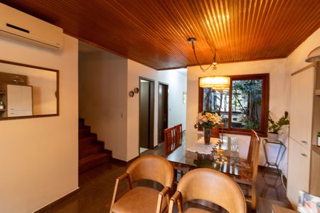 Sala de Jantar de casa à venda com 3 quartos, 220m² em Jardim Botânico, Porto Alegre