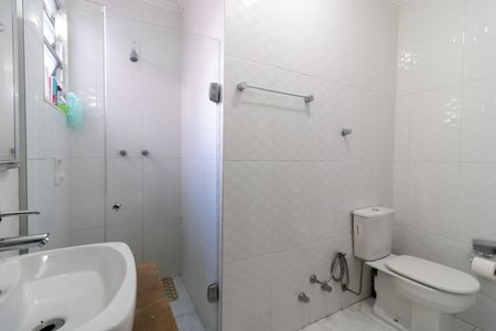 Casa à venda com 220m², 3 quartos e 2 vagasBanheiro