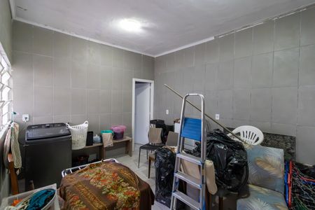 Casa à venda com 220m², 3 quartos e 2 vagasQuarto de Serviço