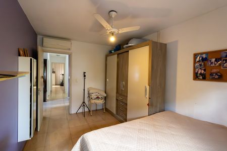 Casa à venda com 220m², 3 quartos e 2 vagasQuarto 1