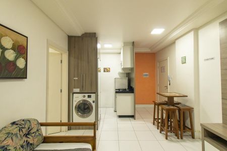 Apartamento à venda com 33m², 1 quarto e sem vaga Apartamento à venda com 33m², 1 quarto e sem vagaSala/Cozinha