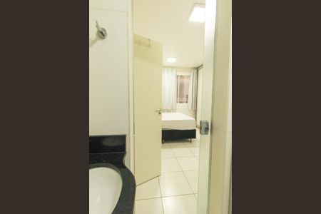 Apartamento à venda com 33m², 1 quarto e sem vaga Apartamento à venda com 33m², 1 quarto e sem vagaBanheiro da Suíte