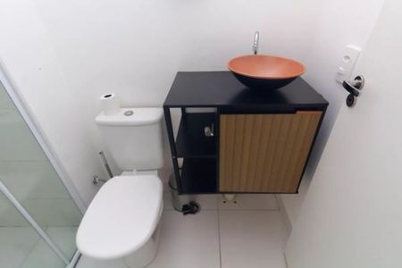 Banheiro  de apartamento para alugar com 1 quarto, 32m² em Vila Nova Curuca, São Paulo