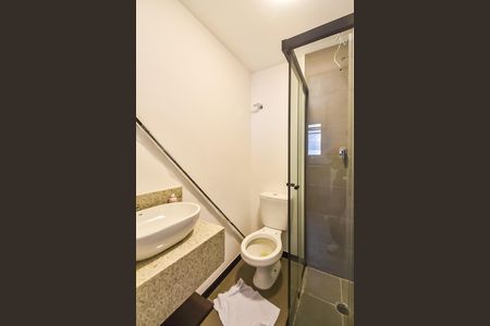Apartamento à venda com 200m², 4 quartos e 3 vagas Apartamento à venda com 200m², 4 quartos e 3 vagasBanheiro de serviço