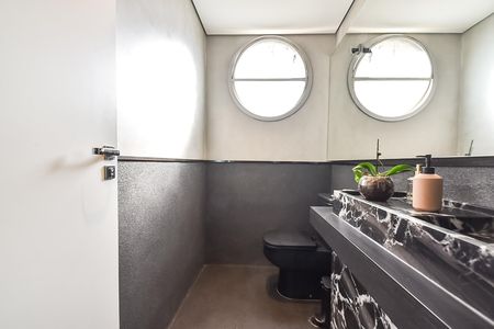 Apartamento à venda com 200m², 4 quartos e 3 vagas Apartamento à venda com 200m², 4 quartos e 3 vagasLavabo