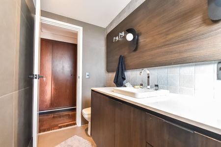 Apartamento à venda com 200m², 4 quartos e 3 vagas Apartamento à venda com 200m², 4 quartos e 3 vagasQuarto 3