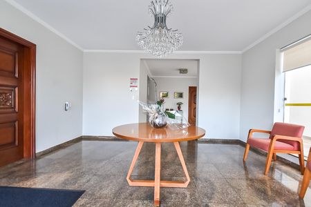 Apartamento à venda com 200m², 4 quartos e 3 vagas Apartamento à venda com 200m², 4 quartos e 3 vagasHall de entrada
