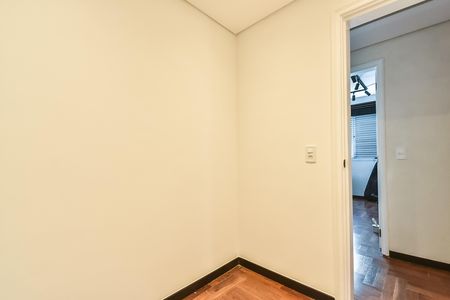 Apartamento à venda com 200m², 4 quartos e 3 vagas Apartamento à venda com 200m², 4 quartos e 3 vagasQuarto 3
