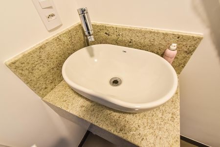 Apartamento à venda com 200m², 4 quartos e 3 vagas Apartamento à venda com 200m², 4 quartos e 3 vagasBanheiro de serviço