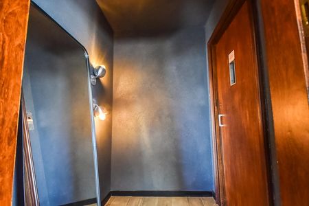 Apartamento à venda com 200m², 4 quartos e 3 vagas Apartamento à venda com 200m², 4 quartos e 3 vagasHall privativo elevador