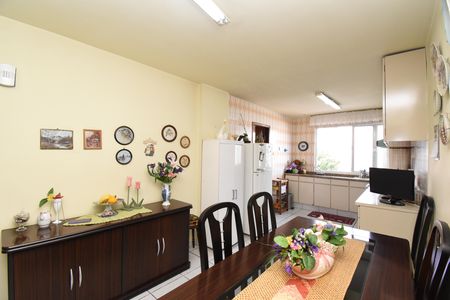 Apartamento à venda com 146m², 3 quartos e 1 vagaCozinha