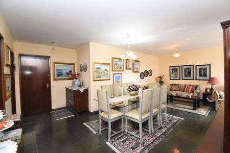 Apartamento à venda com 146m², 3 quartos e 1 vagaSala