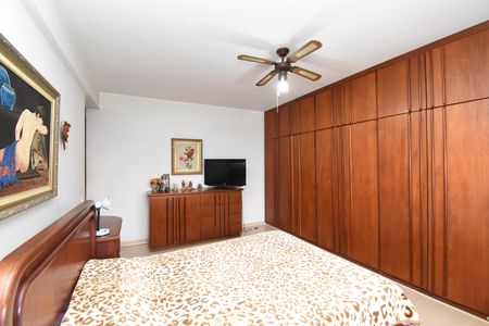 Apartamento à venda com 146m², 3 quartos e 1 vagaSuíte