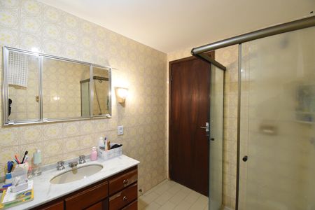 Apartamento à venda com 146m², 3 quartos e 1 vagaBanheiro 2