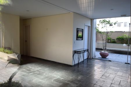 Apartamento à venda com 110m², 4 quartos e 1 vagaHall social