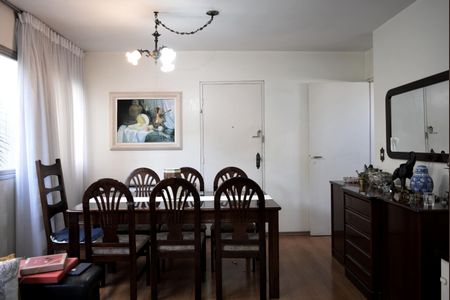 Apartamento à venda com 110m², 4 quartos e 1 vagaSala