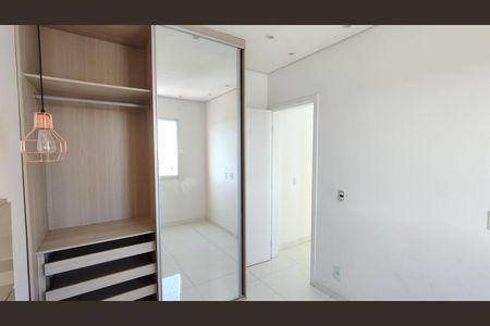 Quarto 2 de apartamento para alugar com 2 quartos, 46m² em Jardim Rodrigues Alves, Ferraz de Vasconcelos