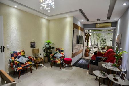 Apartamento para alugar com 70m², 2 quartos e 1 vaga Apartamento para alugar com 70m², 2 quartos e 1 vagaSala