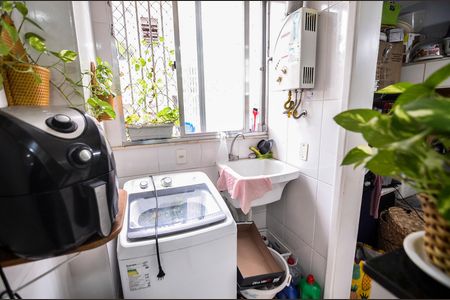 Apartamento para alugar com 70m², 2 quartos e 1 vaga Apartamento para alugar com 70m², 2 quartos e 1 vagaÁrea de Serviço