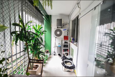 Apartamento para alugar com 70m², 2 quartos e 1 vaga Apartamento para alugar com 70m², 2 quartos e 1 vagaSala