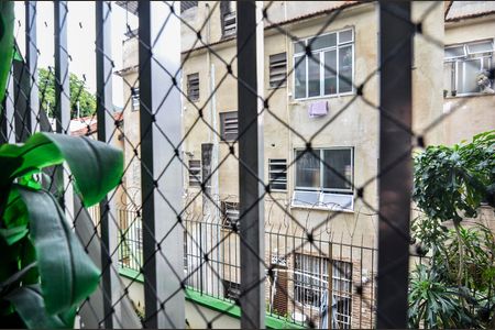 Apartamento para alugar com 70m², 2 quartos e 1 vaga Apartamento para alugar com 70m², 2 quartos e 1 vagaSala
