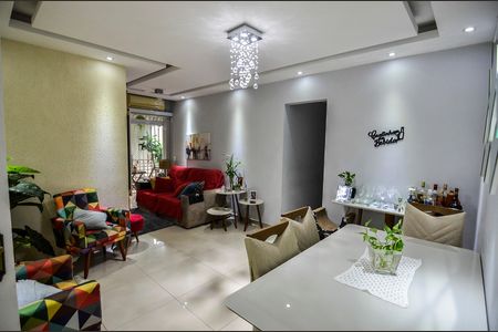 Sala de apartamento para alugar com 2 quartos, 70m² em Vila Isabel, Rio de Janeiro