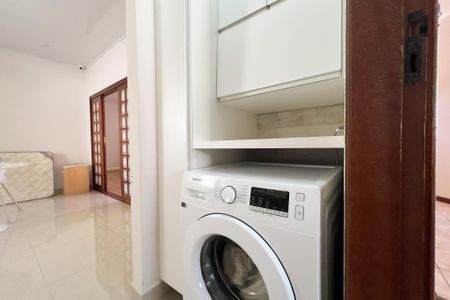 Casa à venda com 210m², 3 quartos e 5 vagas