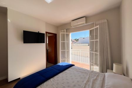 Casa à venda com 210m², 3 quartos e 5 vagas