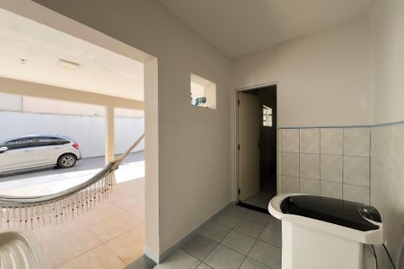 Casa à venda com 210m², 3 quartos e 5 vagas