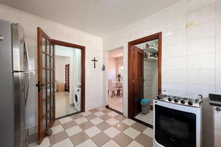 Casa à venda com 210m², 3 quartos e 5 vagas