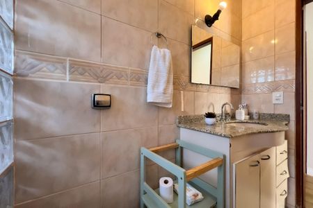Casa à venda com 210m², 3 quartos e 5 vagas