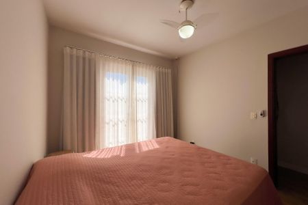 Casa à venda com 210m², 3 quartos e 5 vagas
