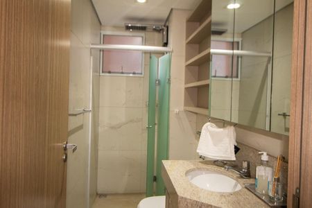 Apartamento à venda com 71m², 3 quartos e 2 vagas Apartamento à venda com 71m², 3 quartos e 2 vagasBanheiro Social