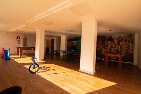 Apartamento à venda com 71m², 3 quartos e 2 vagas Apartamento à venda com 71m², 3 quartos e 2 vagasÁrea comum - Sala de Jogos