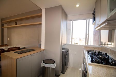 Apartamento à venda com 71m², 3 quartos e 2 vagas Apartamento à venda com 71m², 3 quartos e 2 vagasCozinha e Área de Serviço