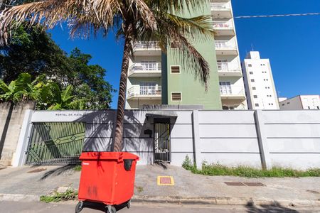 Apartamento para alugar com 96m², 3 quartos e 1 vaga Apartamento para alugar com 96m², 3 quartos e 1 vagaFachada