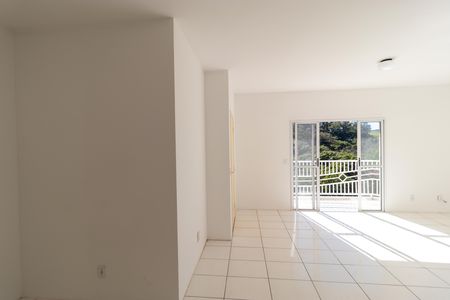 Apartamento para alugar com 96m², 3 quartos e 1 vaga Apartamento para alugar com 96m², 3 quartos e 1 vagaSalas