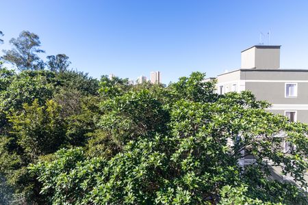 Apartamento para alugar com 96m², 3 quartos e 1 vaga Apartamento para alugar com 96m², 3 quartos e 1 vagaVista do Quarto 02